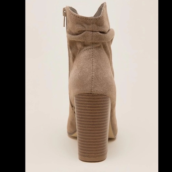 Indigo Rd. Spark Rouched Peep Toe Bootie - Picture 4 of 7